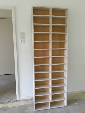 Gratis -Mooi houten CD  rek