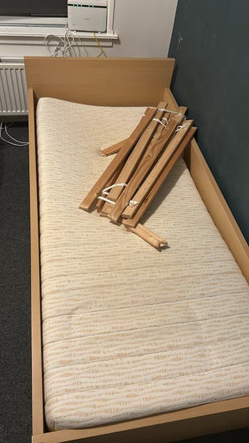 Bed met onderschuif bed