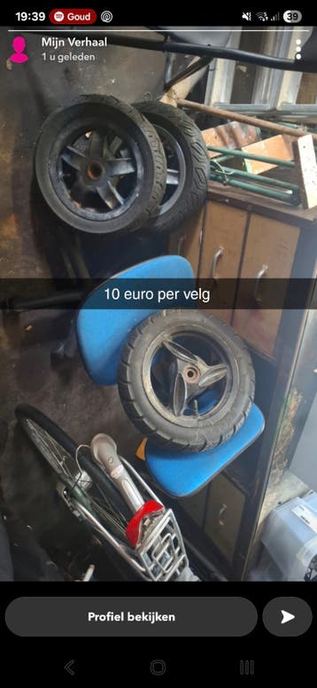 Scooter velgen met banden - 10 euro per velg