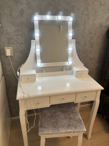BIEDEN Witte makeup tafel + verlichte spiegel +kruk