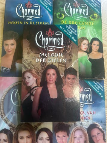GRATIS CHARMED BOEKEN
