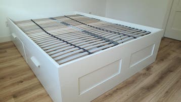 GRATIS Ikea Brimnes bed 140x200