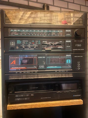 Radio, cassette, platen
