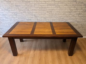 Tafel +5 stoelen