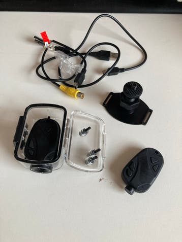 Mini camera met waterdichte behuizing en accessoires