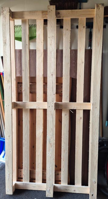 Gratis af te halen pallet 200x100 cm