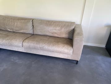Gratis Comfortabele 3-zits bank met hocker, beige leer