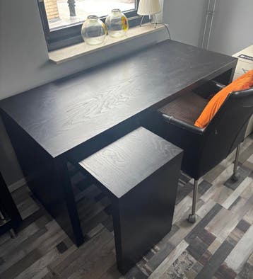 IKEA Malm bureau - gedemonteerd en gratis af te halen