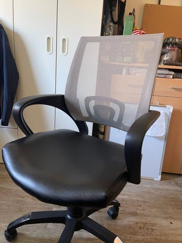 Comfortable computer/office chair