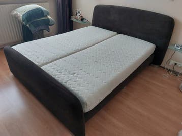 BOXSPRING Eastboarn 160 x 200 met hoofd en voetenbord