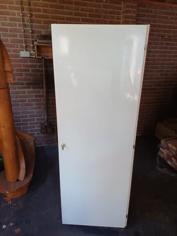 Kast
