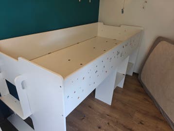 Kinderbed Halfhoogslaper Gratis!