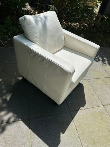 Gratis af te halen : 2 stoelen