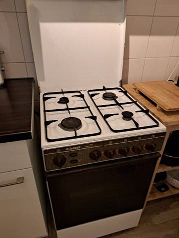 Indesit gasfornuis en oven - Type K540680