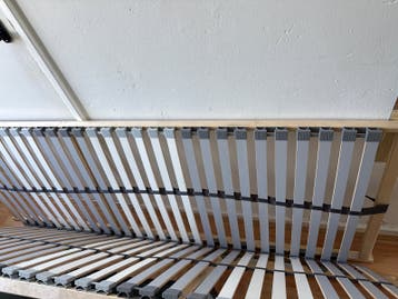 2 lattenbodems 70x200 cm - GRATIS