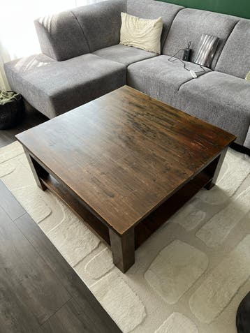 Gratis: Gebruikte houten salontafel