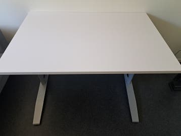 Wit bureau van Schäfershop, zo goed als nieuw