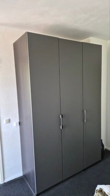 Moet vrijdag WEG IKEA kast +lades 236x150cm Zelf demonteren