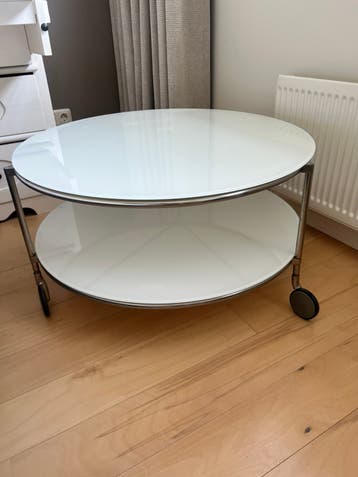 Ikea salontafel Strind op wielen