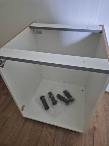 Witte keukenkast onderkast zonder frontje