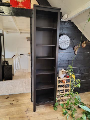 Boekenkast Billy gratis ophalen centrum Breda vanavond