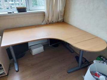GRATIS OPHALEN Hoekbureau  IKEA