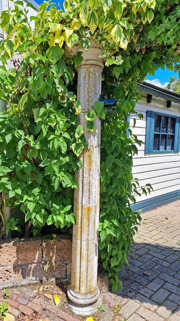 Gratis Betonnen Griekse tuinzuilen