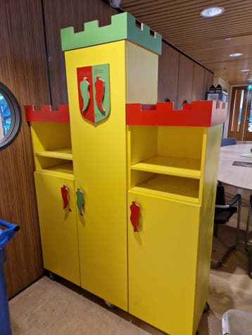 Pittige Plus Toren - Unieke Opbergkast/Speelkast