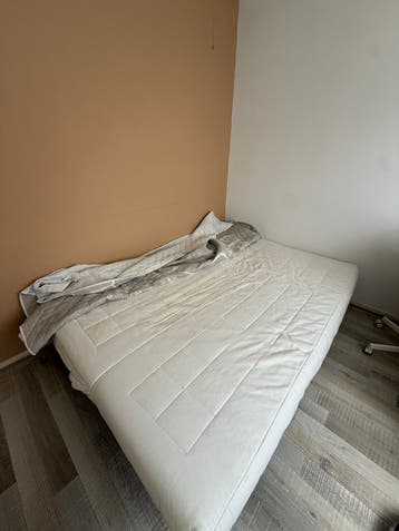 Gratis op te halen: IKEA bankbed (gedemonteerd)