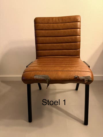 Gratis ophalen 4 eetkamerstoelen