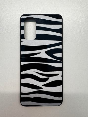 gratis 2 stuks telefoonhoesje Samsung S11E zebraprint nieuw
