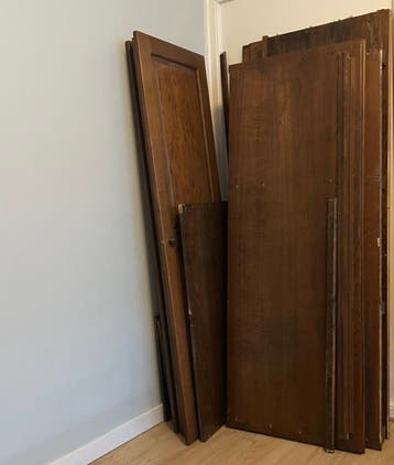 Complete Slaapkamer Set: Kledingkast, Bedframe & Nachtkastje