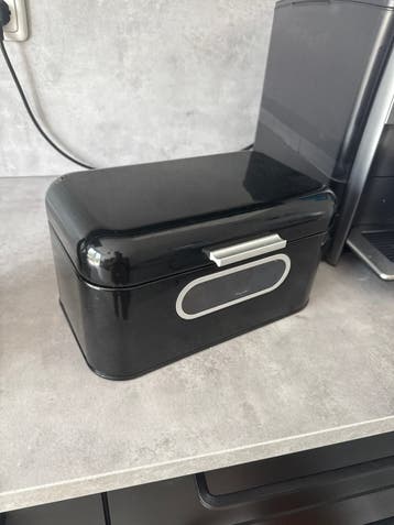 Gratis RVS Broodbak - Zwart