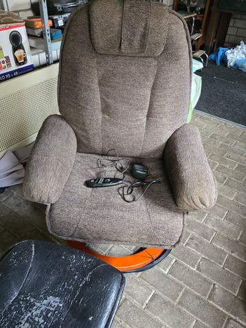 Retro stoelen. Elektrisch verstelbare  relax stoelen