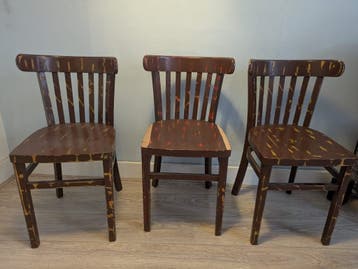 Drie houten stoelen (gratis ophalen)