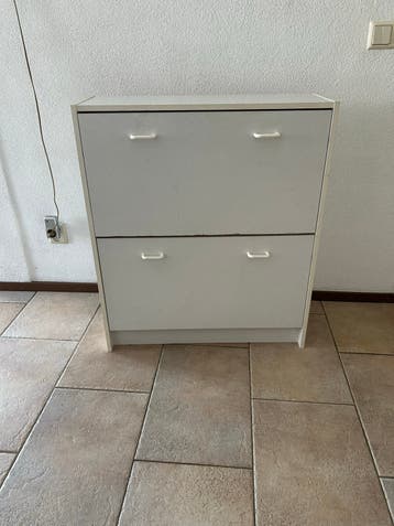Witte schoenenkast met 2 kleppen