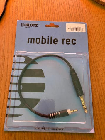 Audio kabeltjes: 1x nieuw, 1x gebruikt