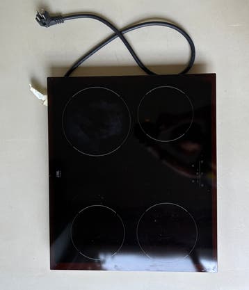 Gratis Inductie kookplaat Etna T303ZT (inbouw)
