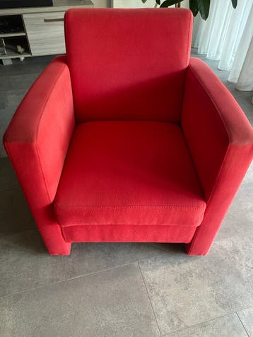 Comfortabele rode fauteuil - zit nog prima!