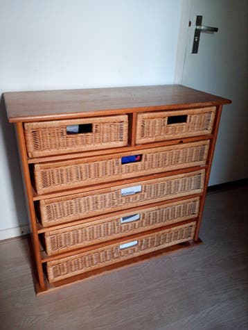 Rotan laden kast met 6 lades