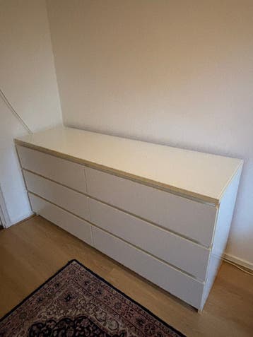 GRATIS op te halen kast