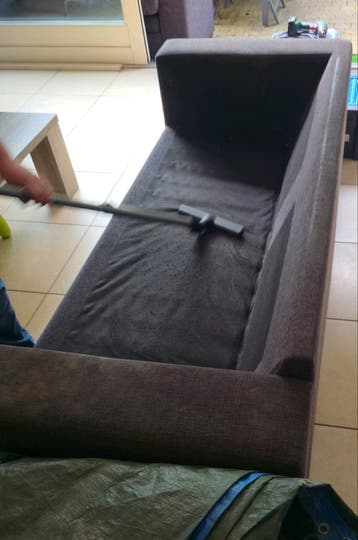 Gratis op te halen. 2 bankstellen antraciet