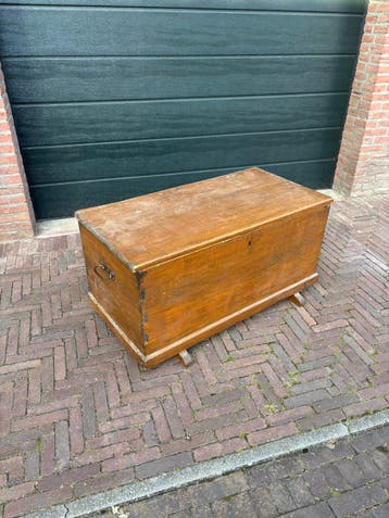Gratis grote vintage dekenkist