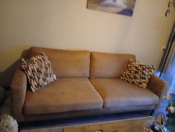 Comfortabele 2-zitsbank in goede staat