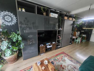 GRATIS Grote wandkast - 386x227 cm - Kleine gebreken