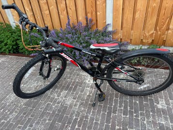 Cedric Marlin Mountainbike - Zwart/Rood