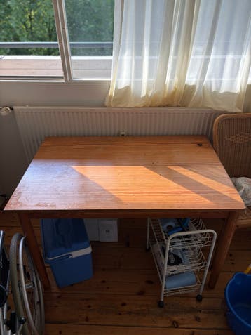 Houten eettafel/bureau - Gebruikt