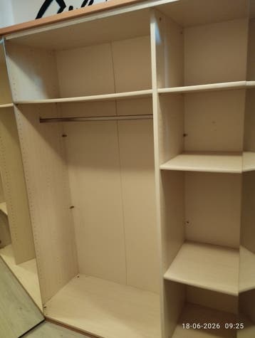 Kast met spiegeldeur, 150 cm hoog
