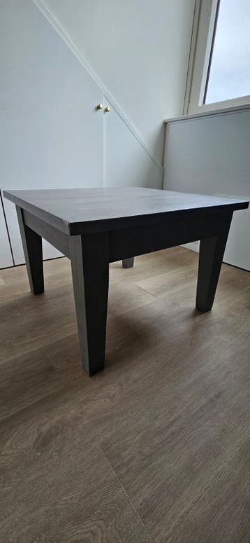 Salontafel van 65x65cm gratis afhalen