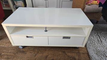 GRATIS  TV-meubel